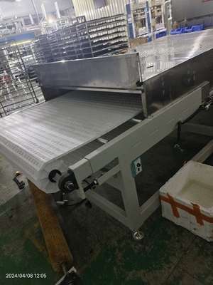 9-Stage Water-reducing Rate 95% Microwave Vacuum Dryer For Pulp Moding Box,Industrial Packing