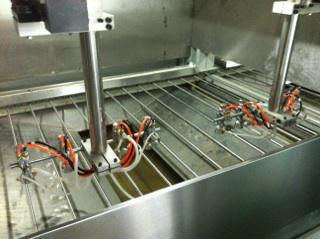 Automatic Spray Coating Machine for Wood & Metal – PLC-Controlled Reciprocating Sprayer, Fully Customizable Nozzle & Stroke