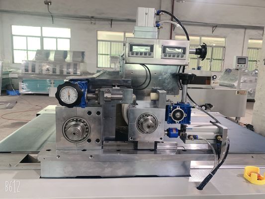 Professional Slit Coating Machine Uniform Coating Weight Adjustable Die Minimal Waste