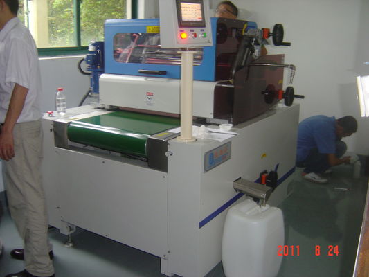 410 Volts 6KW  Roller Coating Equipment Suitable For Glass Plane