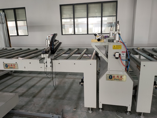 1600mm Width Film Laminating Machine With 3000KG Capacity Stainless Steel