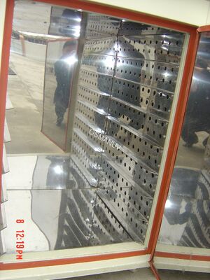 Precision Industrial Oven with Customizable Temperature Range and Uniform Heat Distribution for Electronics and Pharma