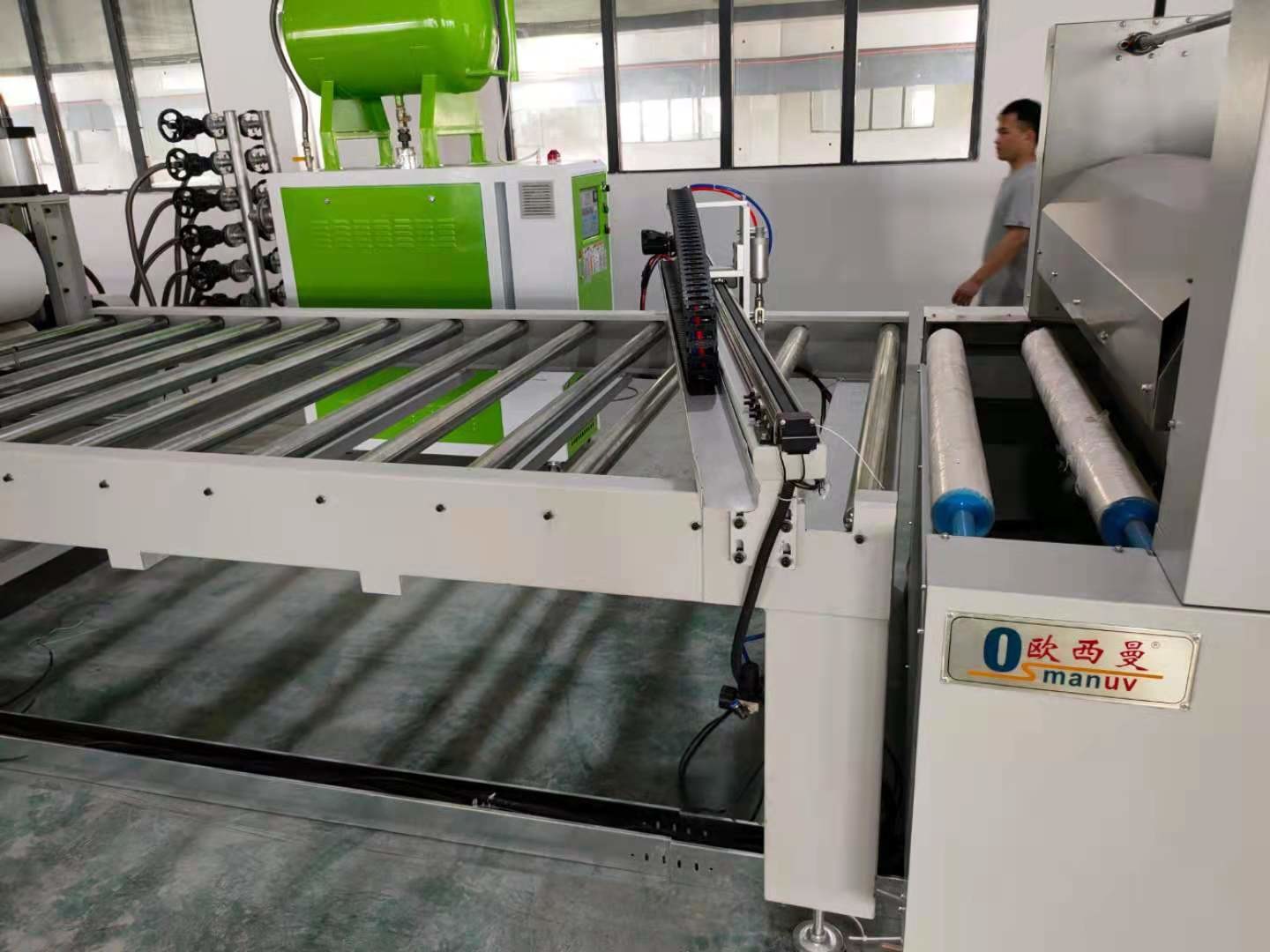 High-Speed Laminating & Cutting Machine for Panel Processing