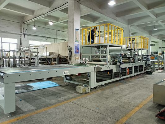 Innovative Design Energy Efficient Operation Scrap Coating Line Extruded Board